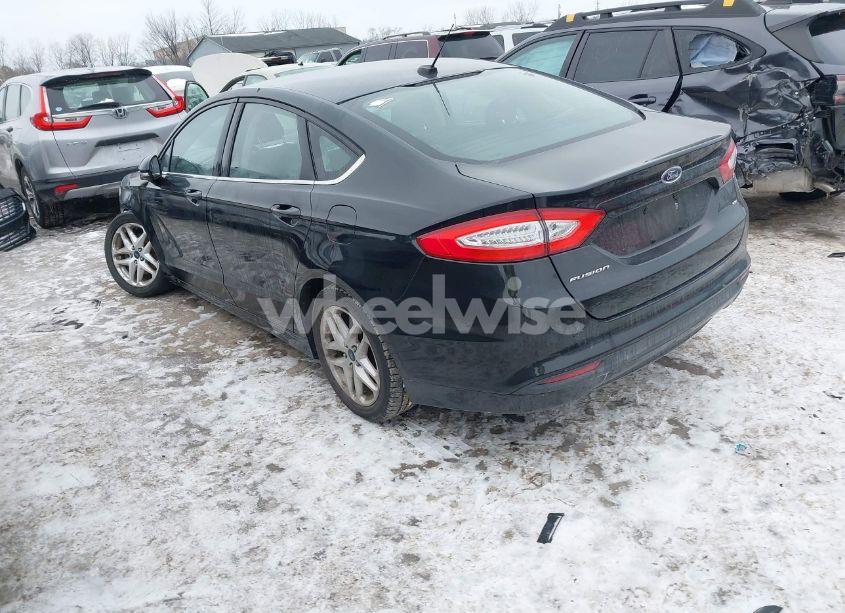 Photo 3 of 2014 Ford Fusion SE (VIN 1FA6P0H72E5401430)