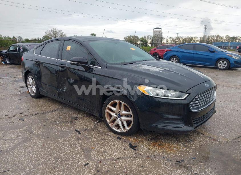 2015 Ford Fusion SE (VIN 1FA6P0H72F5101078) main photo