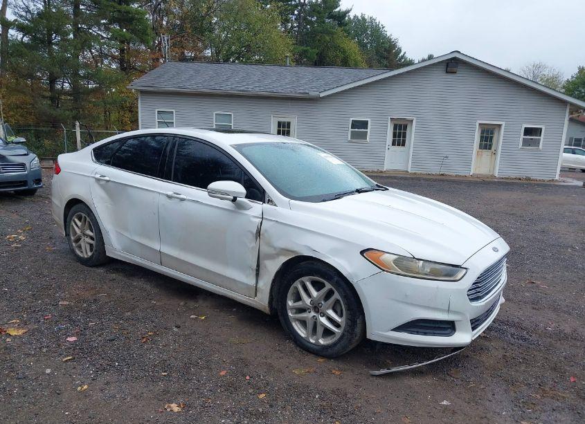 2015 Ford Fusion SE (VIN 1FA6P0H72F5107771) main photo
