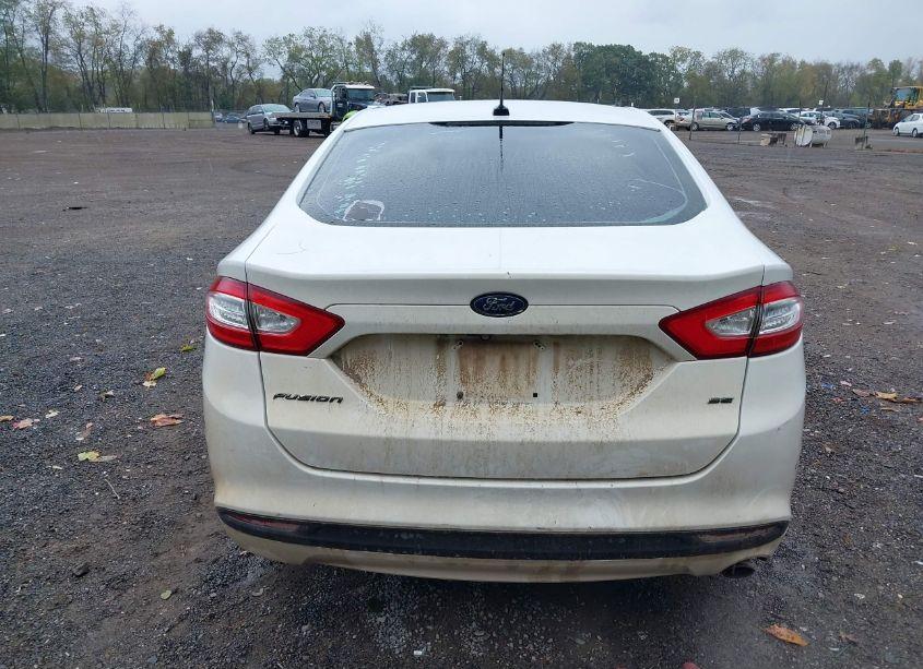 Photo 16 of 2015 Ford Fusion SE (VIN 1FA6P0H72F5107771)