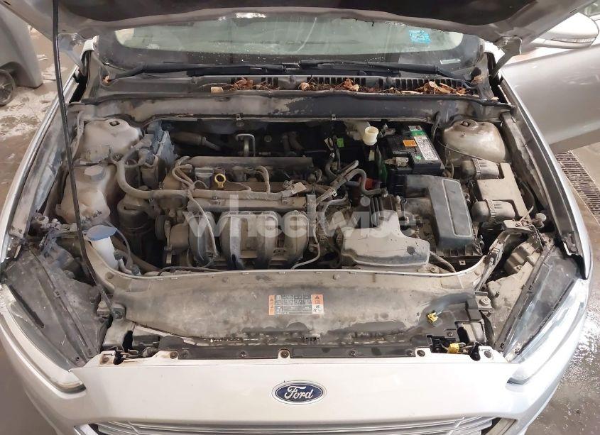 Photo 10 of 2015 Ford Fusion SE (VIN 1FA6P0H72F5122304)