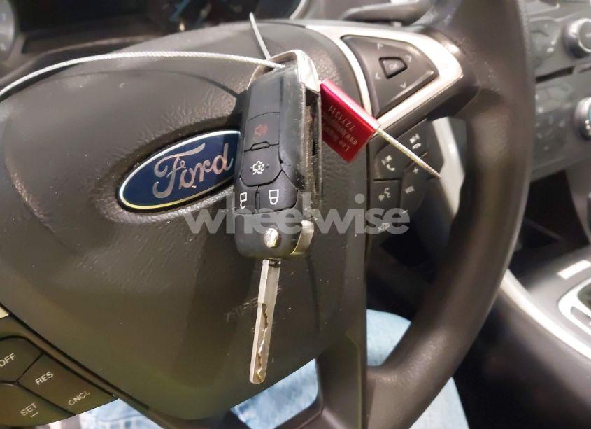 Photo 11 of 2015 Ford Fusion SE (VIN 1FA6P0H72F5122304)