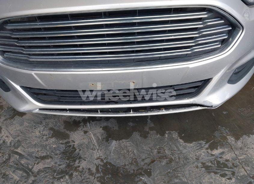 Photo 6 of 2015 Ford Fusion SE (VIN 1FA6P0H72F5122304)