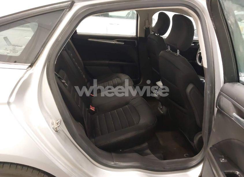 Photo 8 of 2015 Ford Fusion SE (VIN 1FA6P0H72F5122304)