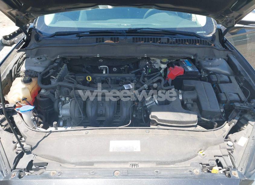 Photo 10 of 2015 Ford Fusion SE (VIN 1FA6P0H72F5126563)