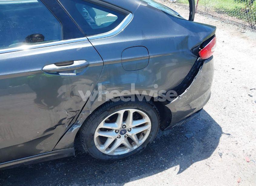 Photo 6 of 2015 Ford Fusion SE (VIN 1FA6P0H72F5126563)