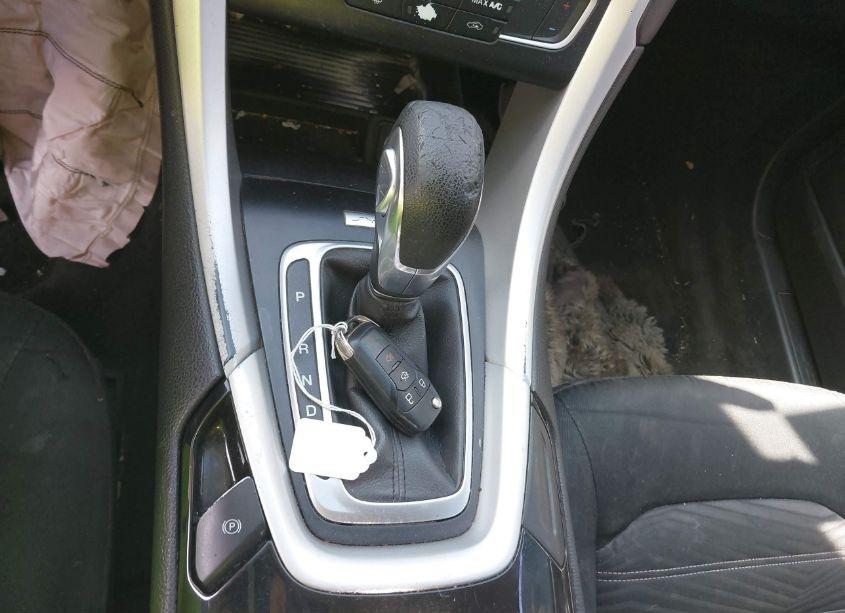 Photo 11 of 2016 Ford Fusion SE (VIN 1FA6P0H72G5118481)