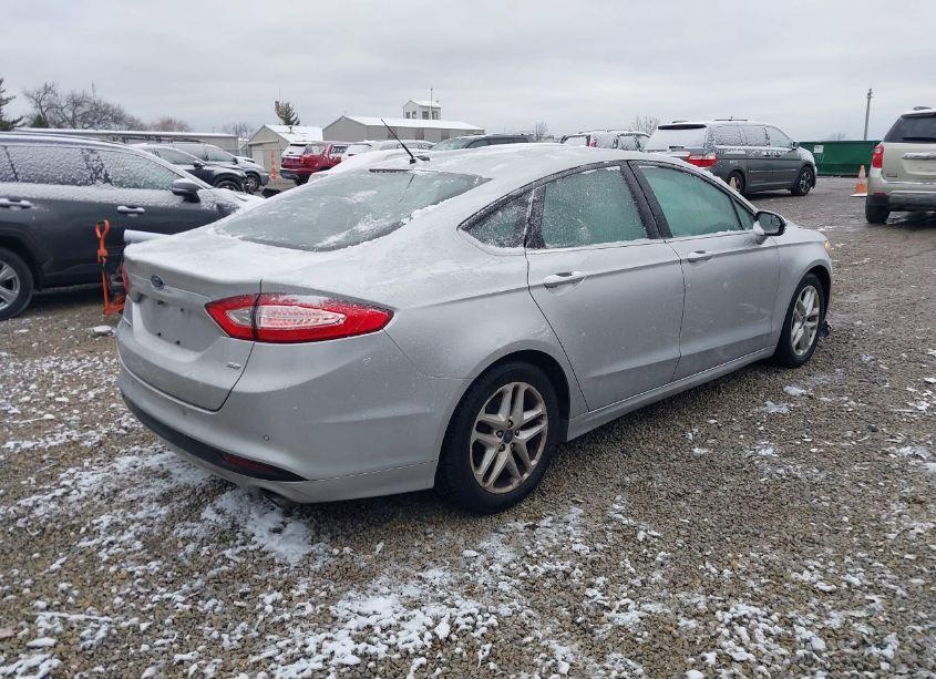 Photo 4 of 2016 Ford Fusion SE (VIN 1FA6P0H72G5124149)