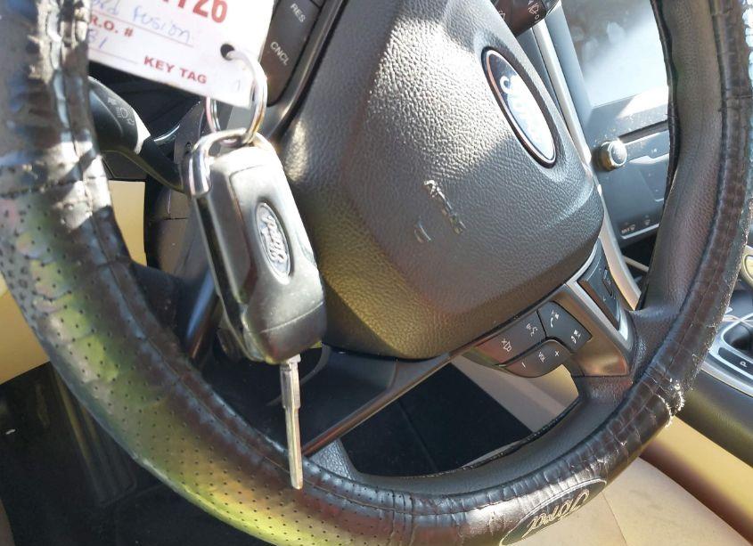 Photo 11 of 2014 Ford Fusion SE (VIN 1FA6P0H73E5353730)