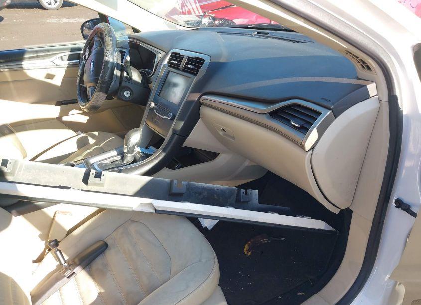 Photo 5 of 2014 Ford Fusion SE (VIN 1FA6P0H73E5353730)