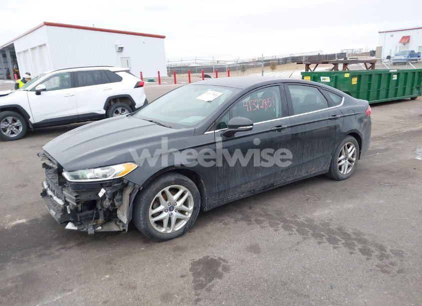 Photo 2 of 2014 Ford Fusion SE (VIN 1FA6P0H73E5364100)