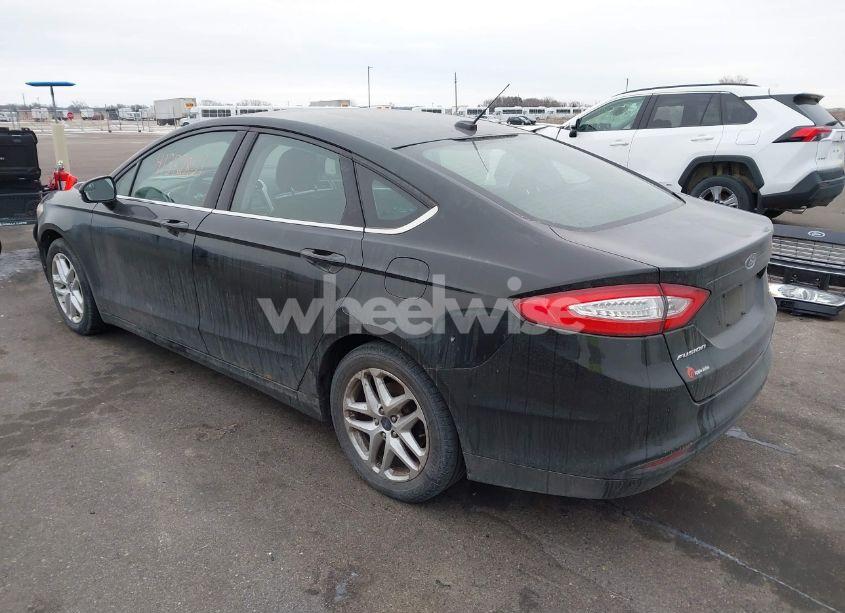 Photo 3 of 2014 Ford Fusion SE (VIN 1FA6P0H73E5364100)