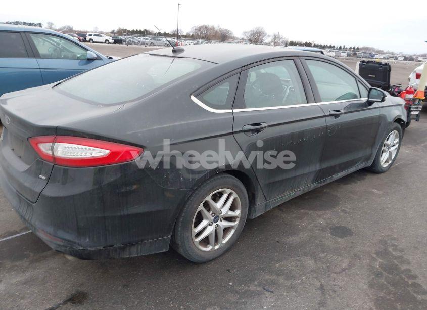 Photo 4 of 2014 Ford Fusion SE (VIN 1FA6P0H73E5364100)