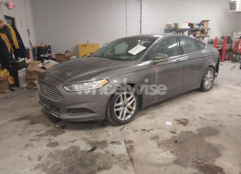 Photo 2 of 2014 Ford Fusion SE (VIN 1FA6P0H73E5389384)