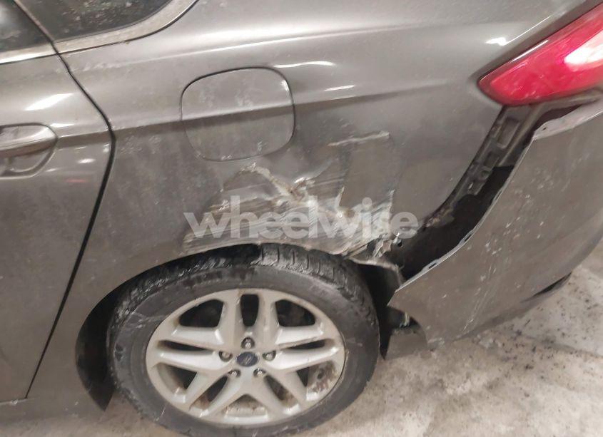 Photo 6 of 2014 Ford Fusion SE (VIN 1FA6P0H73E5389384)