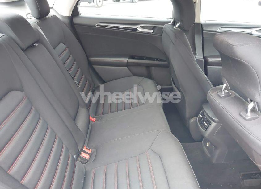 Photo 8 of 2014 Ford Fusion SE (VIN 1FA6P0H73E5397114)