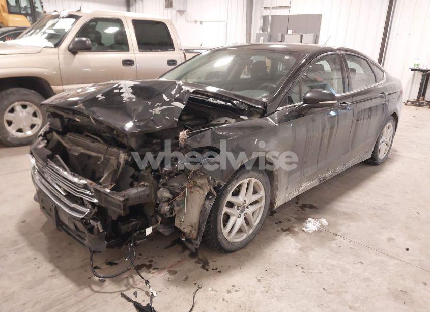 Photo 2 of 2016 Ford Fusion SE (VIN 1FA6P0H73G5103066)