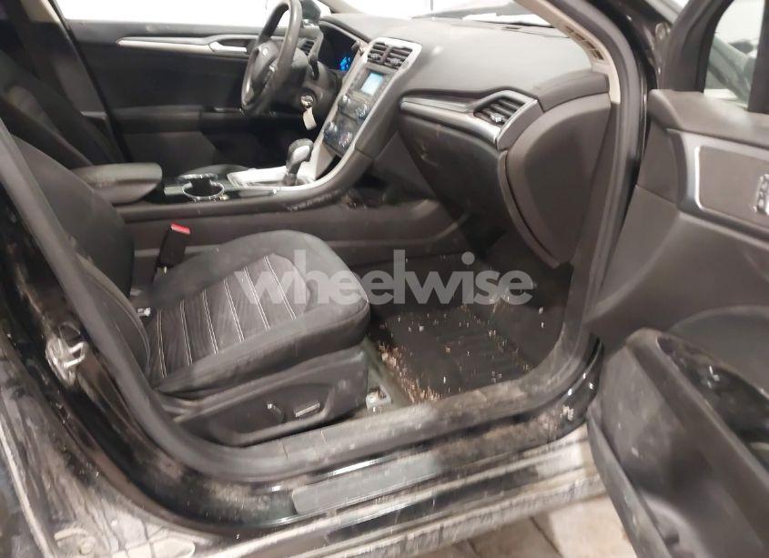 Photo 5 of 2016 Ford Fusion SE (VIN 1FA6P0H73G5103066)