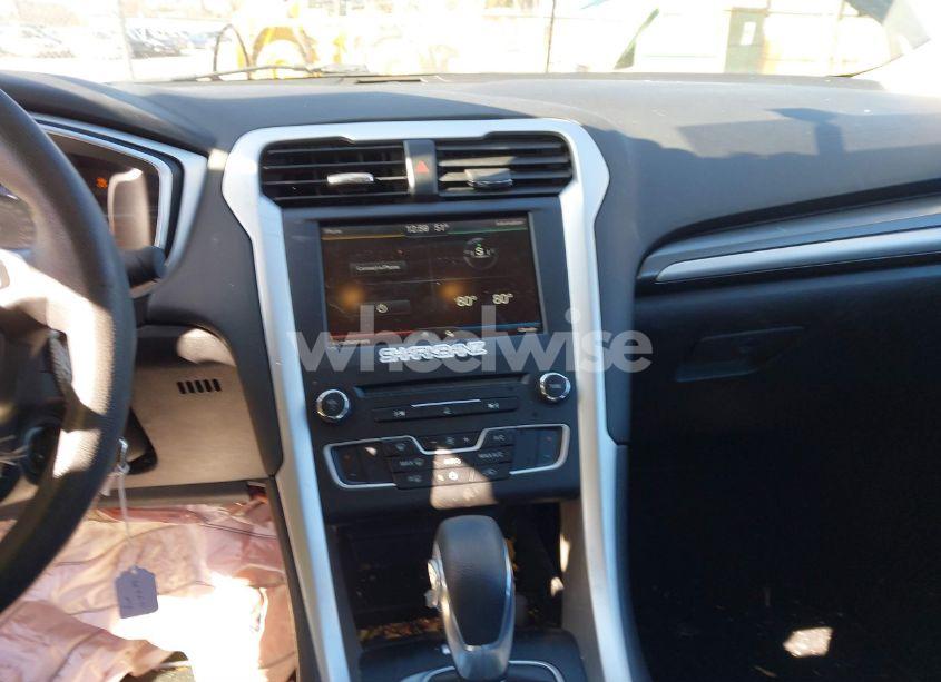 Photo 22 of 2016 Ford Fusion SE (VIN 1FA6P0H73G5112219)