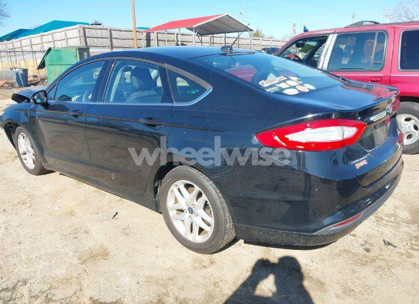 Photo 3 of 2016 Ford Fusion SE (VIN 1FA6P0H73G5112219)