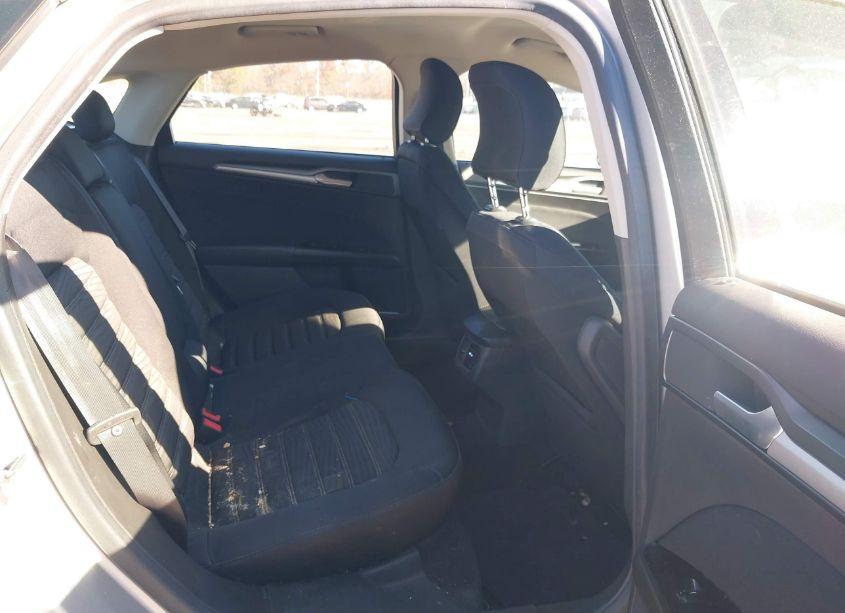 Photo 8 of 2016 Ford Fusion SE (VIN 1FA6P0H73G5121454)