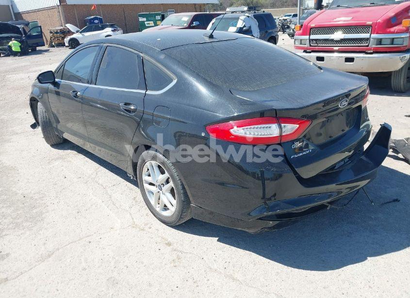 Photo 3 of 2016 Ford Fusion SE (VIN 1FA6P0H73G5127819)