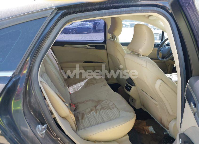 Photo 8 of 2016 Ford Fusion SE (VIN 1FA6P0H73G5127819)