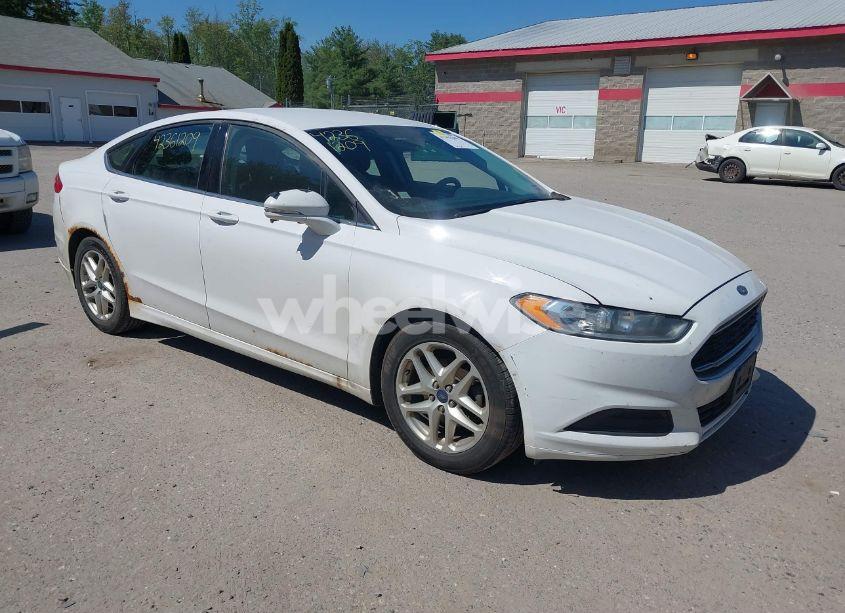 2014 Ford Fusion SE (VIN 1FA6P0H74E5354773) main photo