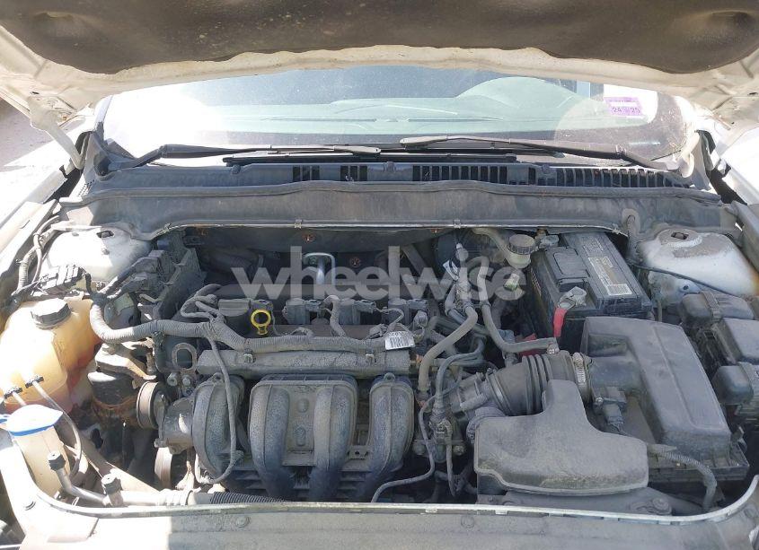 Photo 10 of 2014 Ford Fusion SE (VIN 1FA6P0H74E5354773)