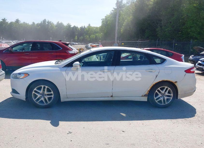 Photo 12 of 2014 Ford Fusion SE (VIN 1FA6P0H74E5354773)