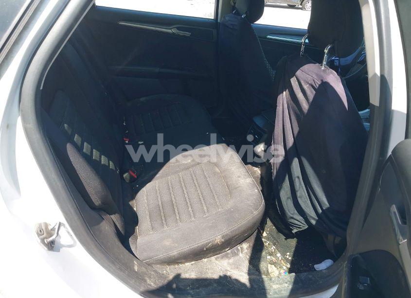 Photo 8 of 2014 Ford Fusion SE (VIN 1FA6P0H74E5354773)