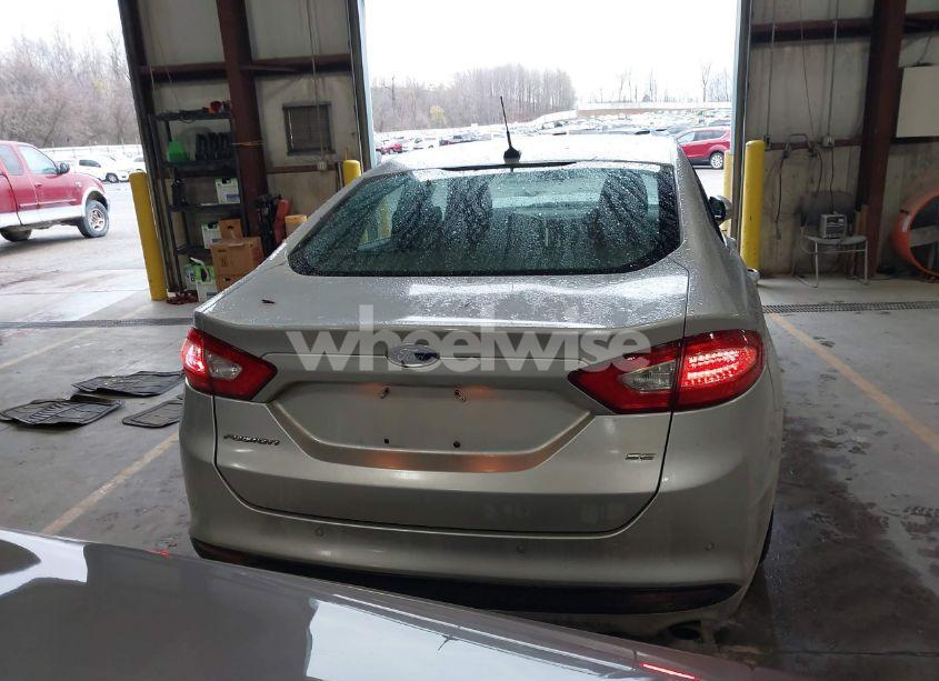 Photo 16 of 2014 Ford Fusion SE (VIN 1FA6P0H74E5370858)