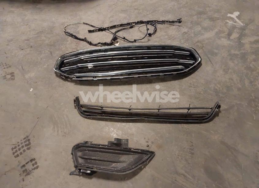 Photo 20 of 2015 Ford Fusion SE (VIN 1FA6P0H74F5100207)