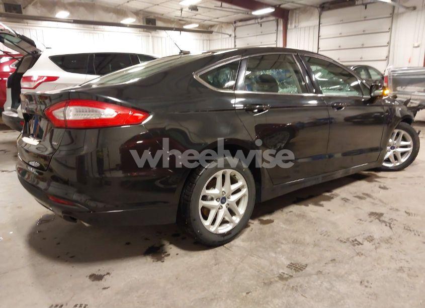 Photo 4 of 2015 Ford Fusion SE (VIN 1FA6P0H74F5100207)