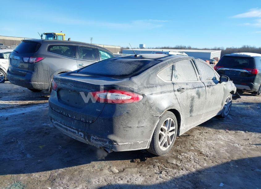 Photo 4 of 2015 Ford Fusion SE (VIN 1FA6P0H74F5107237)