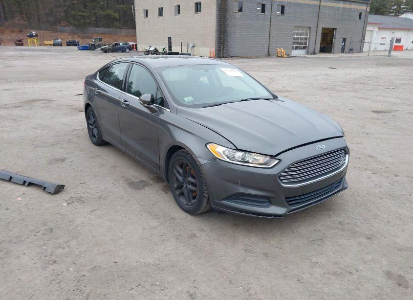 2015 Ford Fusion SE (VIN 1FA6P0H74F5111627) main photo