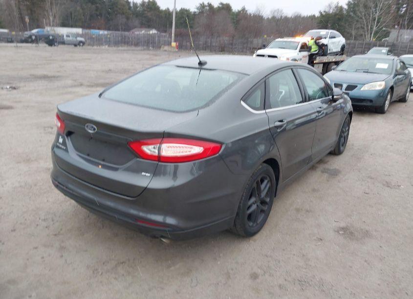 Photo 4 of 2015 Ford Fusion SE (VIN 1FA6P0H74F5111627)