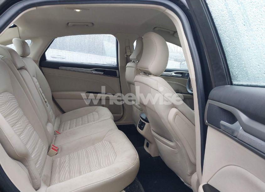 Photo 8 of 2016 Ford Fusion SE (VIN 1FA6P0H74G5117431)