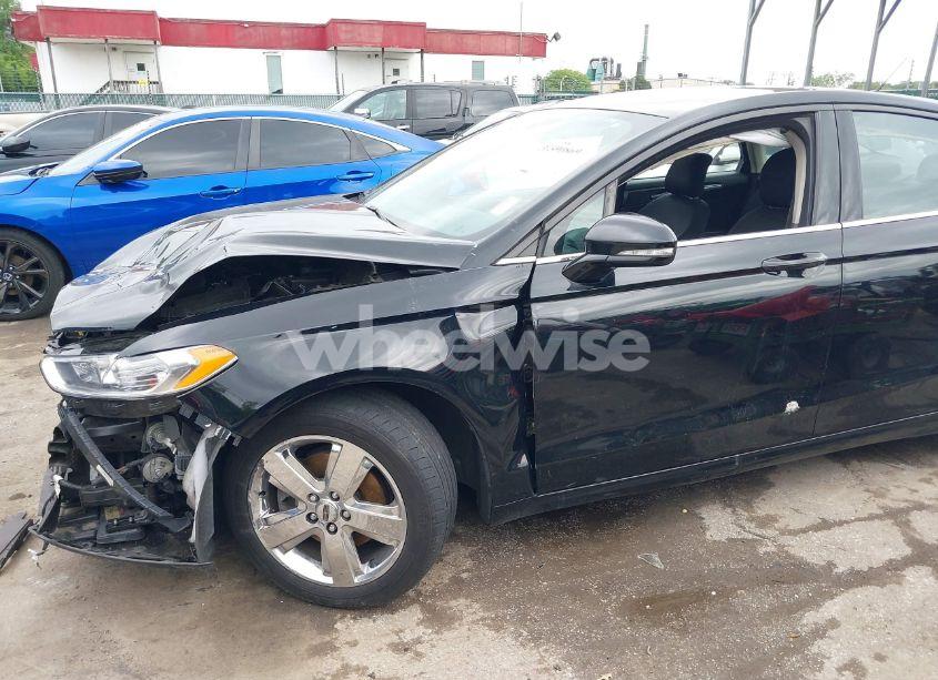 Photo 6 of 2016 Ford Fusion SE (VIN 1FA6P0H74G5121513)