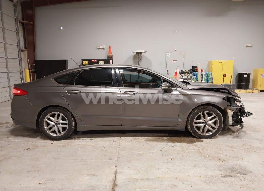 Photo 13 of 2014 Ford Fusion SE (VIN 1FA6P0H75E5375406)