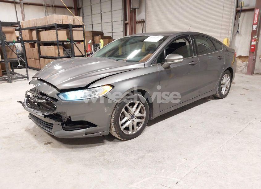 Photo 2 of 2014 Ford Fusion SE (VIN 1FA6P0H75E5375406)