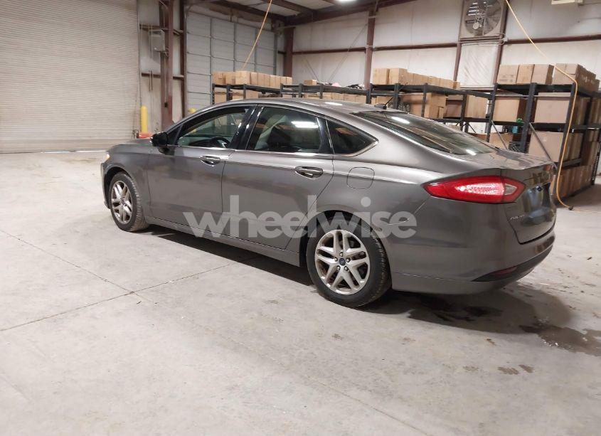 Photo 3 of 2014 Ford Fusion SE (VIN 1FA6P0H75E5375406)