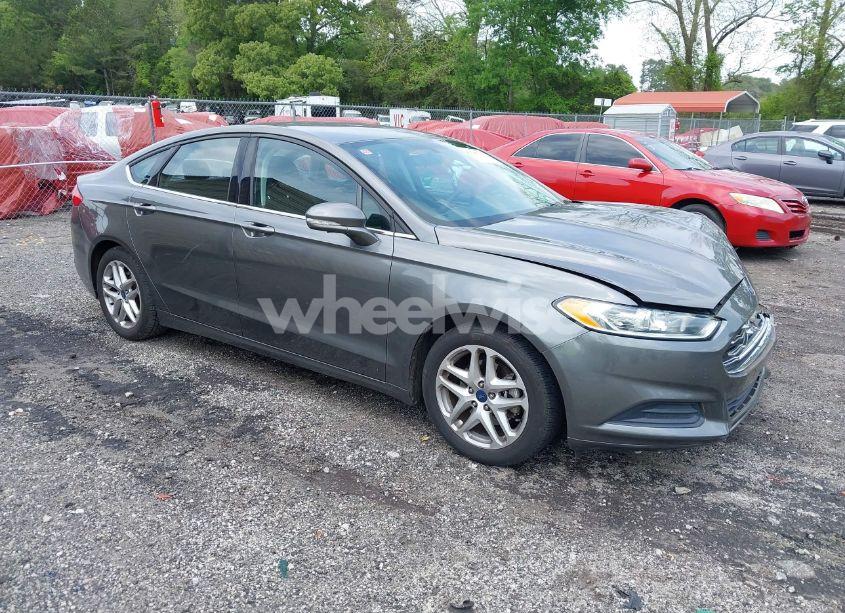 2014 Ford Fusion SE (VIN 1FA6P0H75E5376989) main photo
