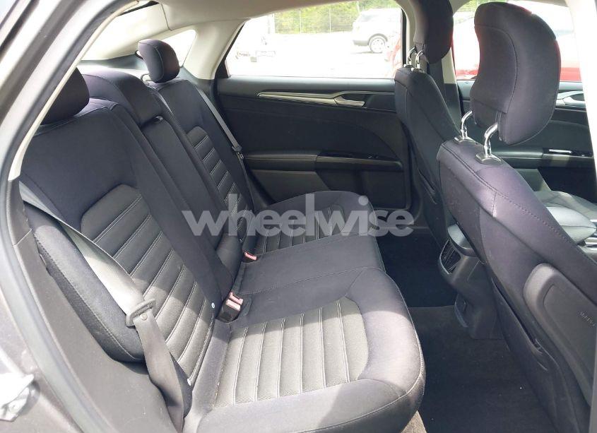 Photo 8 of 2014 Ford Fusion SE (VIN 1FA6P0H75E5376989)