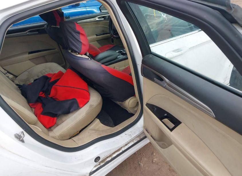 Photo 8 of 2014 Ford Fusion SE (VIN 1FA6P0H75E5382145)