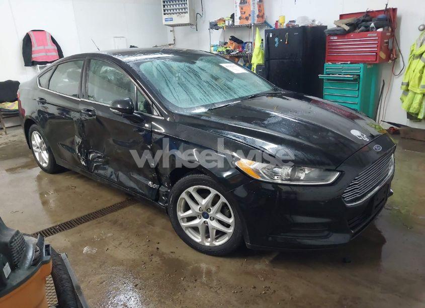 2014 Ford Fusion SE (VIN 1FA6P0H75E5406458) main photo
