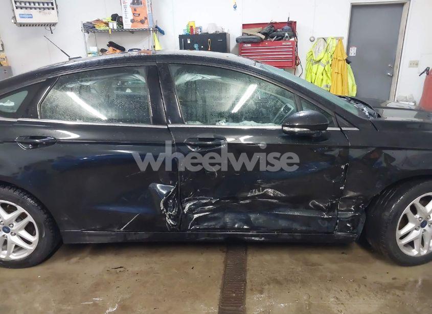 Photo 14 of 2014 Ford Fusion SE (VIN 1FA6P0H75E5406458)