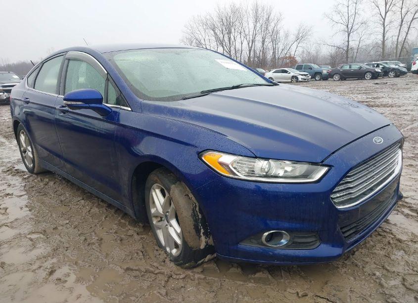 2015 Ford Fusion SE (VIN 1FA6P0H75F5112334) main photo