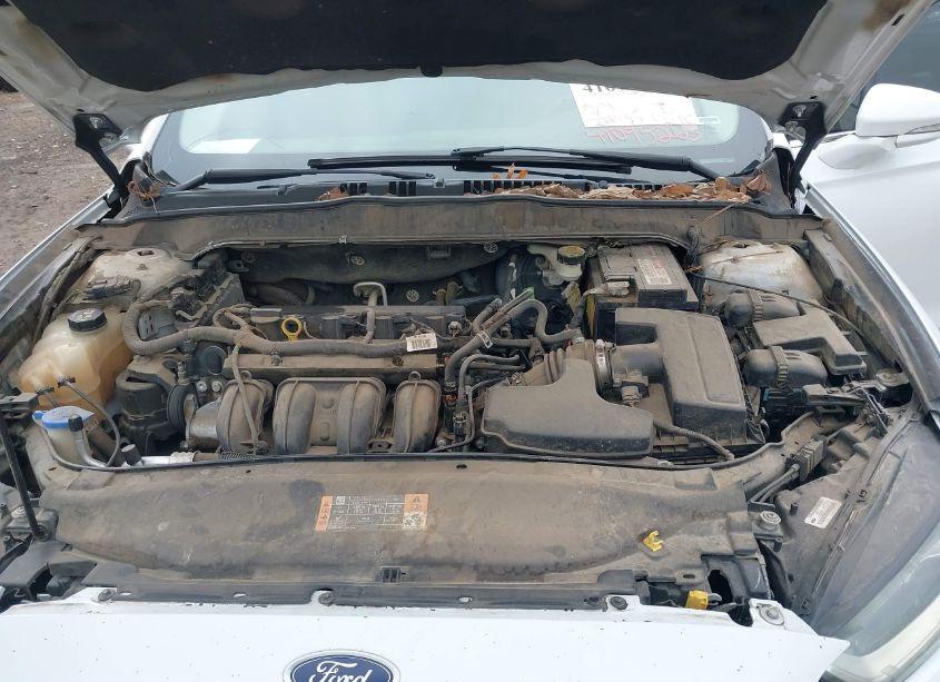 Photo 10 of 2015 Ford Fusion SE (VIN 1FA6P0H75F5117470)