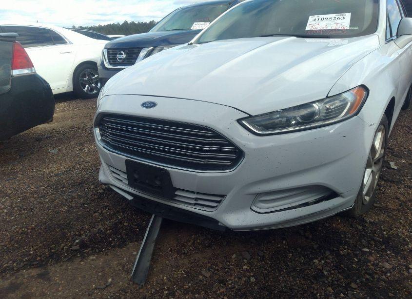 Photo 17 of 2015 Ford Fusion SE (VIN 1FA6P0H75F5117470)